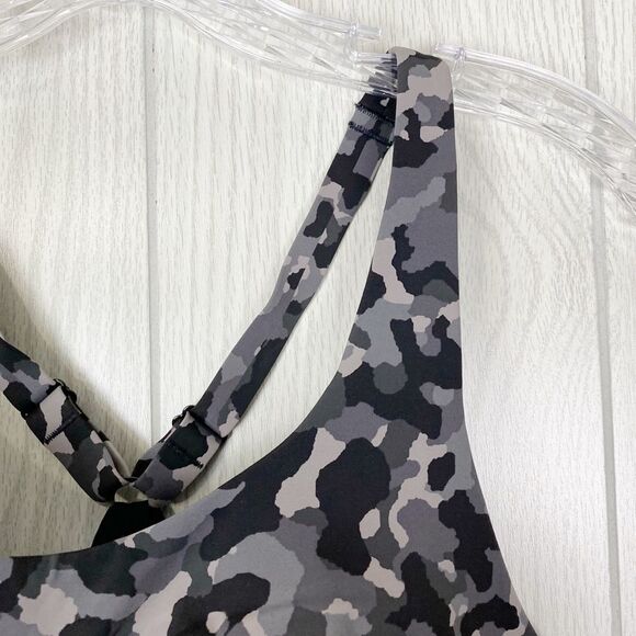 Athleta | Gray Scale Animal Print Advance Sports Bra Size 36D - Picture 4 of 11